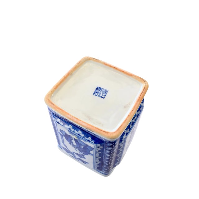 Ceramic Chinese Yongzheng-Style Tea Canister For Sale - Image 7 of 7