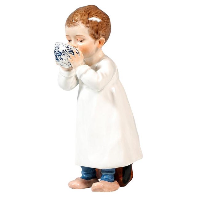 Art Nouveau Hentschelkind Drinking Boy Figurine from Meissen, 1905 For Sale - Image 6 of 6