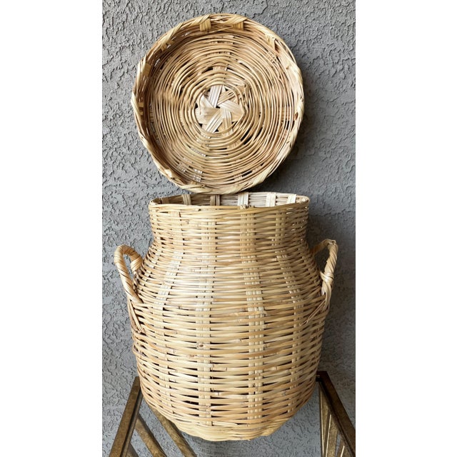 Late 20th-Century Handwoven Natural Willow “Lidded Milk Can” Decorative Storage Basket For Sale - Image 4 of 12
