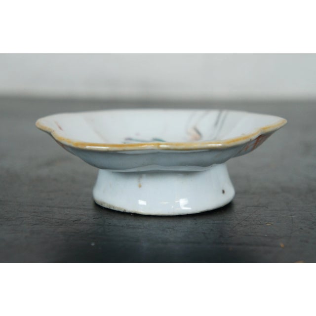 Antique Qing Dynasty Chinese Export Porcelain Footed Dish Lotus Bird Compote For Sale - Image 4 of 11