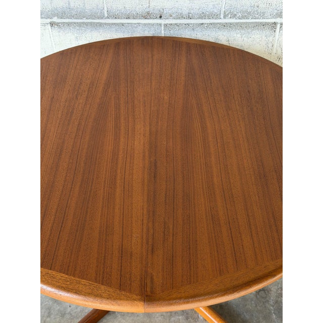 Vintage Danish Teak Round Extendable Dining Table – Mid-Century Modern Scandinavian Dining Table With Leaf For Sale - Image 9 of 11