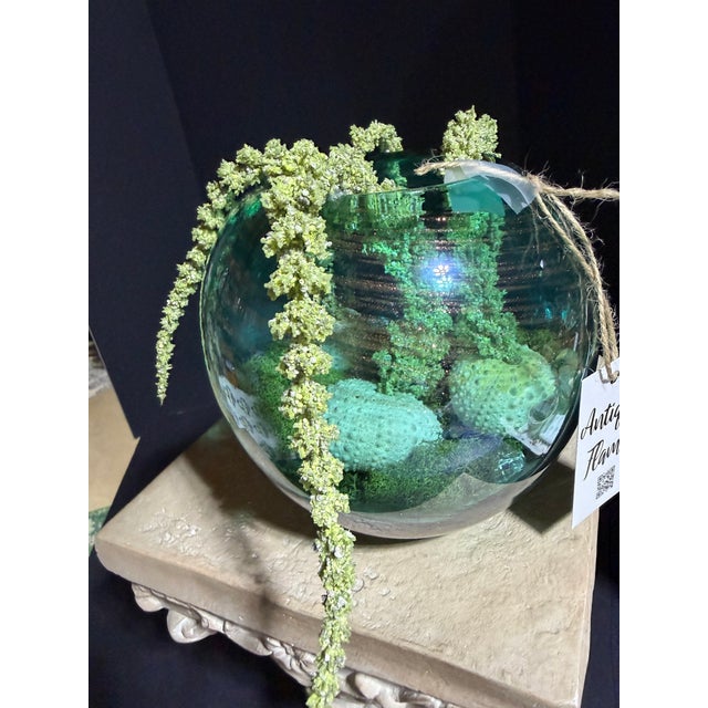 Step into a studio-turned-sanctuary. This sale features a series of original works born from a fascination with the ornate...