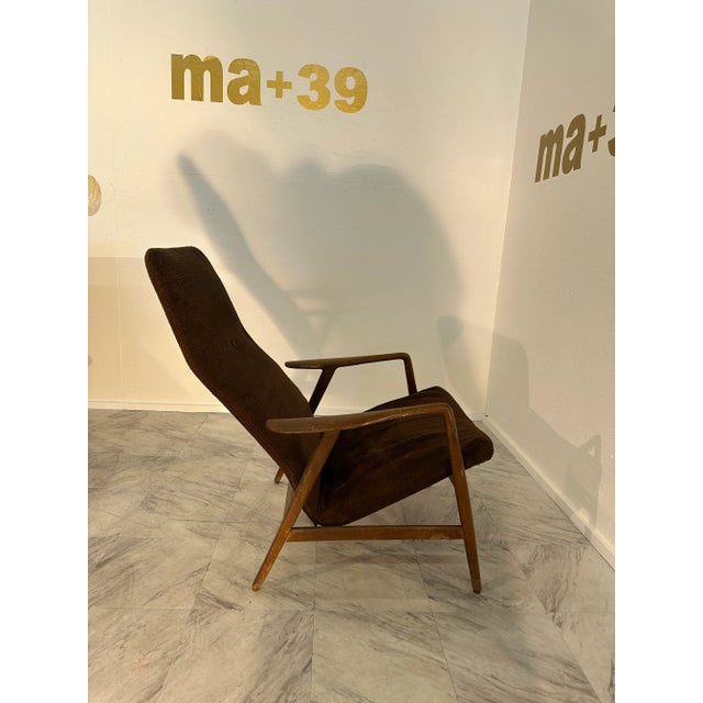 Black Pair of Armchairs Attributed to Gio Ponti, Coming From the Parco Dei Principi in Rome For Sale - Image 8 of 10