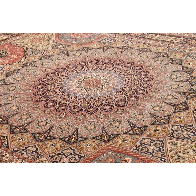 Middle Eastern Rug in Pure Wool For Sale - Image 9 of 11