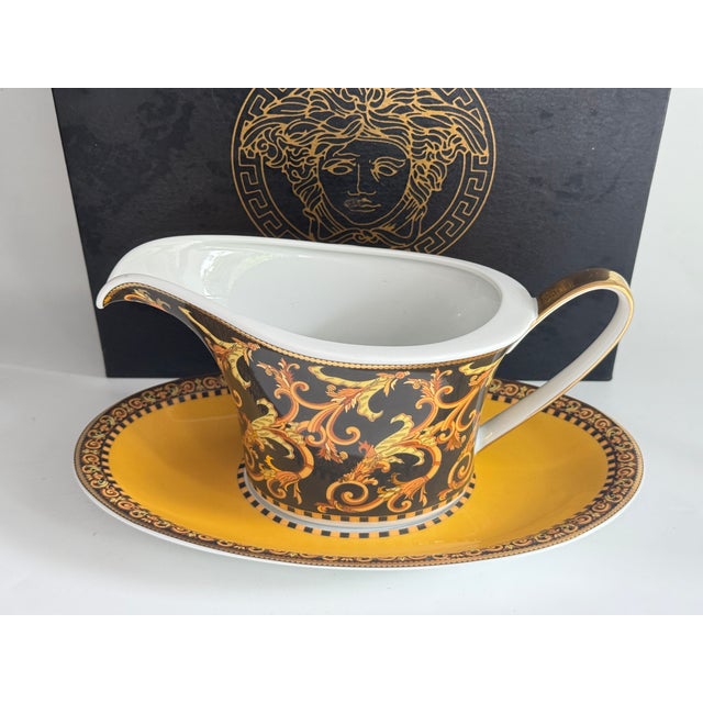 Rosenthal Barocco Sauce Boat with Plate by Versace for Rosenthal, 1990s For Sale - Image 4 of 6