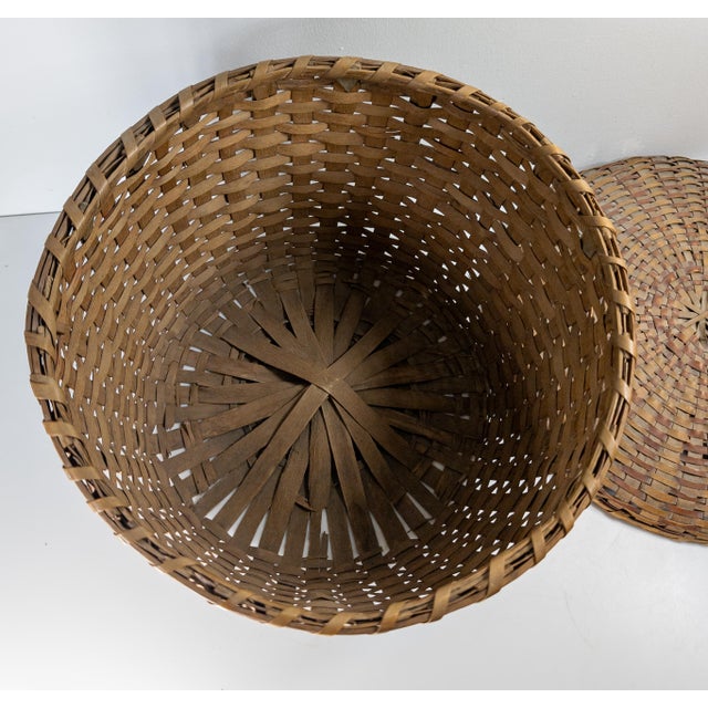 19th Century Native American Northeast Indian Polychrome Covered Splint Basket For Sale - Image 9 of 13