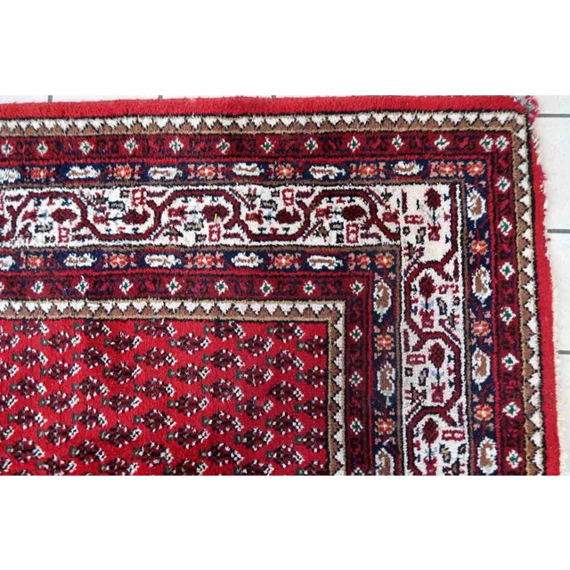 White 1970s Handmade Vintage Indian Seraband Rug 5.7' X 7.8' For Sale - Image 8 of 13