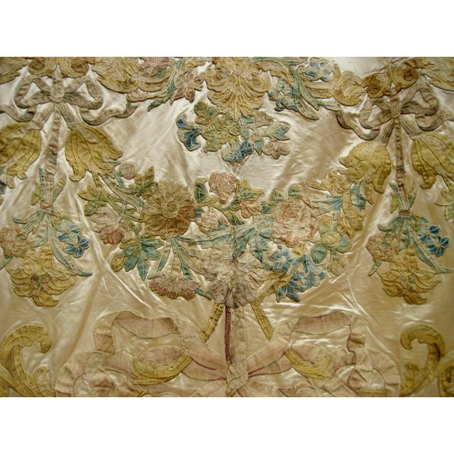 It can t get better than that unique and rare unbelievable museum quality embroiderie from the early 1700 hudreds , this...
