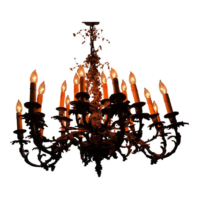 19th Century French Rococo Gilt Bronze 28 Light Chandelier For Sale