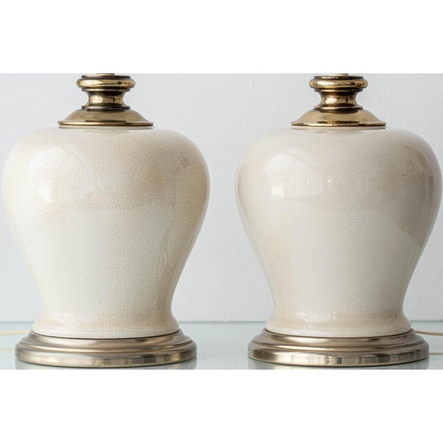 Cream Crackle-Glaze Ceramic Ginger Jar Table Lamps, France, 1980s, Set of 2 For Sale - Image 4 of 17