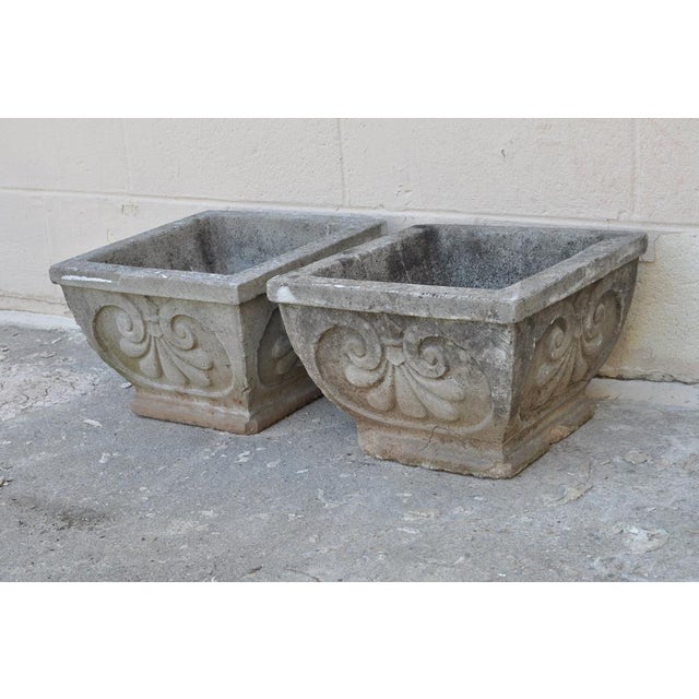 Pair Of Vintage Concrete Cement Fleur De Lis Fan Shell Garden