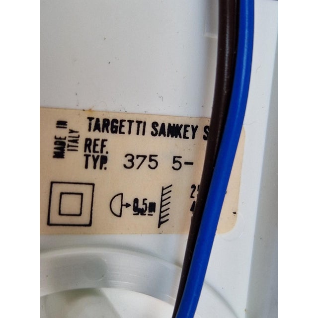 Vintage Space Age Domino Wall Lamp in White from Targetti Sarkey, 1970s For Sale - Image 12 of 13