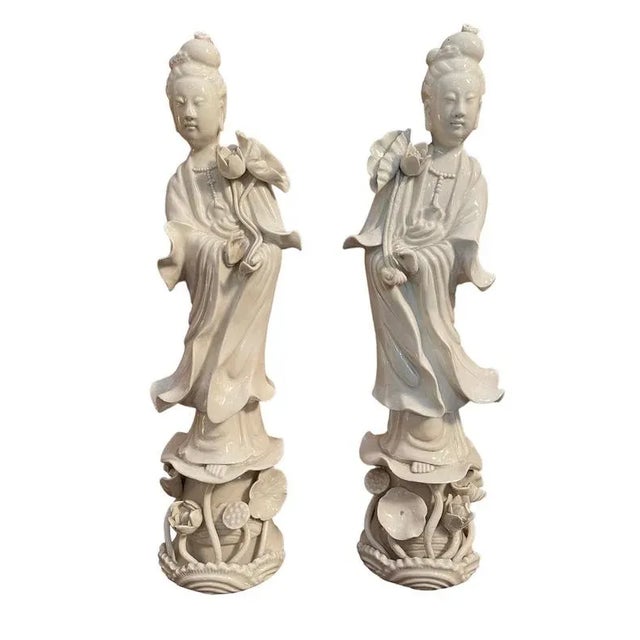 Chinese Guanyin Ceramic Statues, 1800s, Set of 2 For Sale - Image 6 of 6