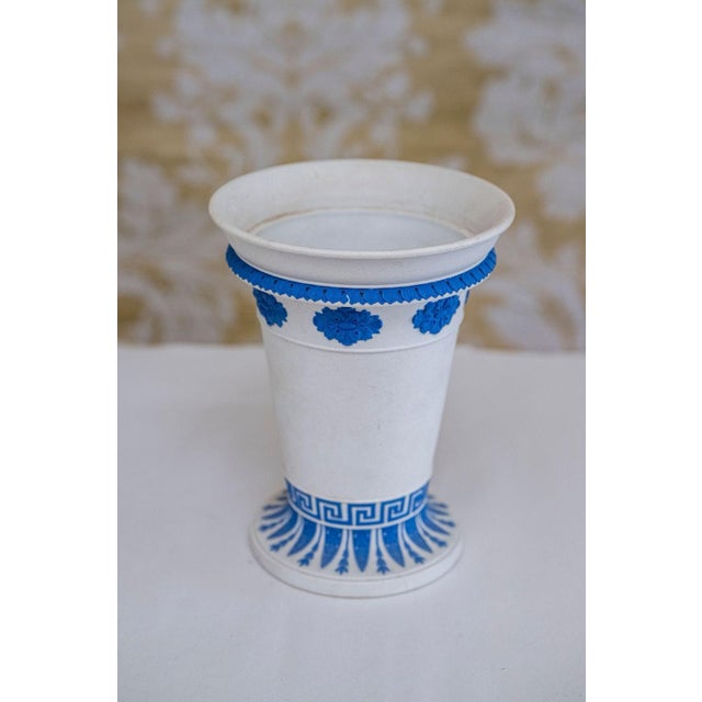 English Regency Wedgwood Smear Glaze Jasperware Vases or Urns Circa 1820 - A Pair For Sale - Image 14 of 17