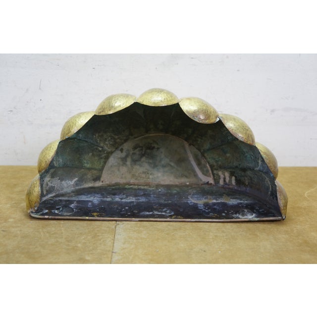 Antique Italian Hammered Ribbed Brass Lavabo Water Fountain Cistern & Basin For Sale - Image 13 of 18