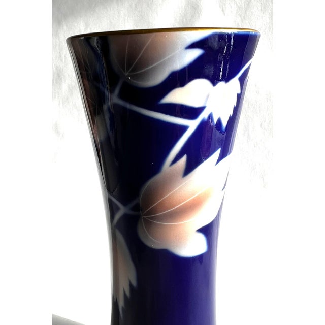 1960s Fukugawa Vase in Cobalt Blue Glaze and Pink Leaves For Sale - Image 12 of 16