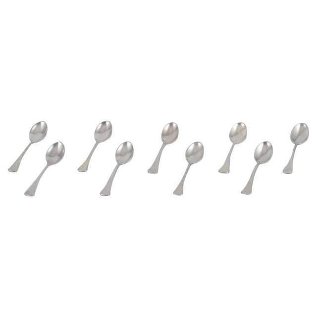 Horsens Silver. A set of nine dining spoons in 830 silver. Modernist and sleek design. Approximately from the 1960s....