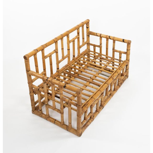 Mid-Century Sofa in Bamboo, Rattan and Fabric attributed to Vivai del Sud, Italy, 1970s For Sale - Image 11 of 13