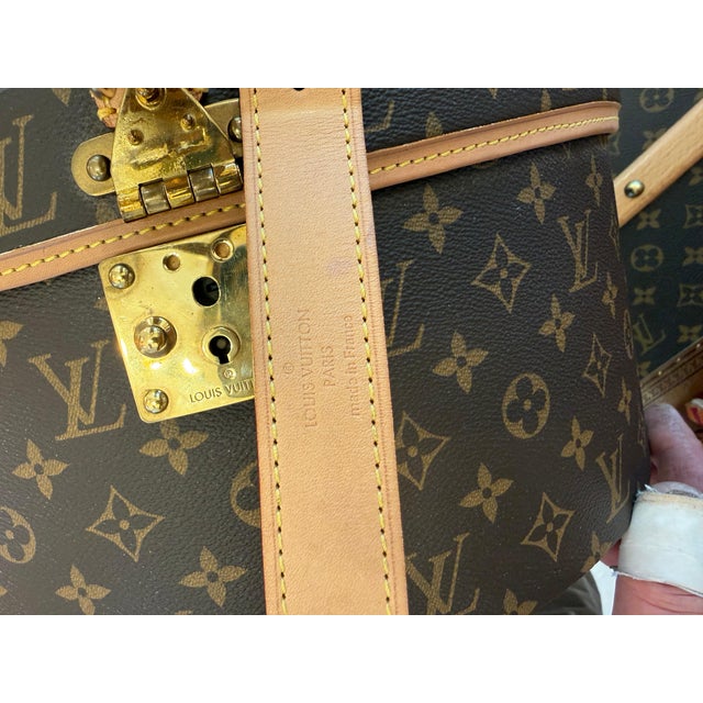 Round Hat Box from Louis Vuitton, 2000s For Sale - Image 4 of 16