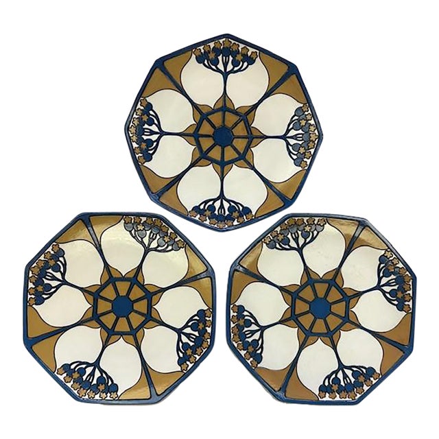 Antique Villeroy & Boch Mettlach Art Nouveau Plates – Set of 3 For Sale