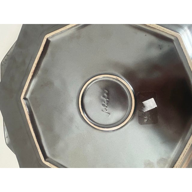 1990s Juliska Pewter Stoneware Chargers Set of 4. Discontinued Style. For Sale - Image 4 of 4