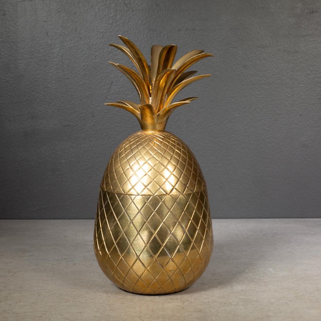 Mid-Century Brass Pineapple Lidded Box c.1970 For Sale In San Francisco - Image 6 of 7