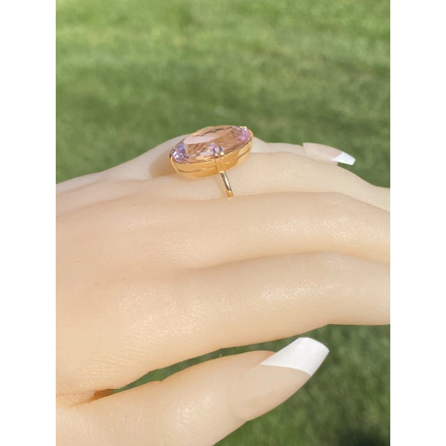 Gold The Kable: Antique 18K Yellow Gold Kunzite Cocktail Ring For Sale - Image 8 of 8