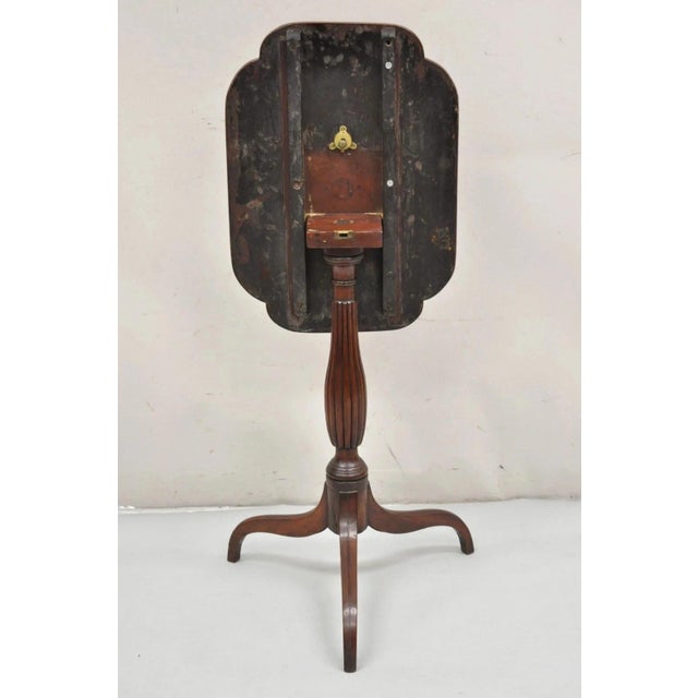 Antique American Sheraton Mahogany Tilt Top Side Tea Table Candle Stand For Sale - Image 11 of 12