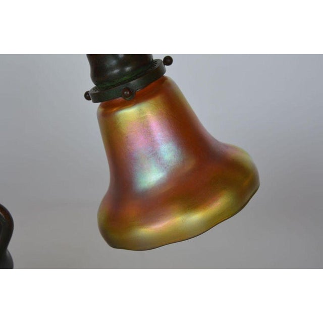 1910s Traditional Tiffany Studios Bronze and Favrile Table Lamp For Sale - Image 9 of 10