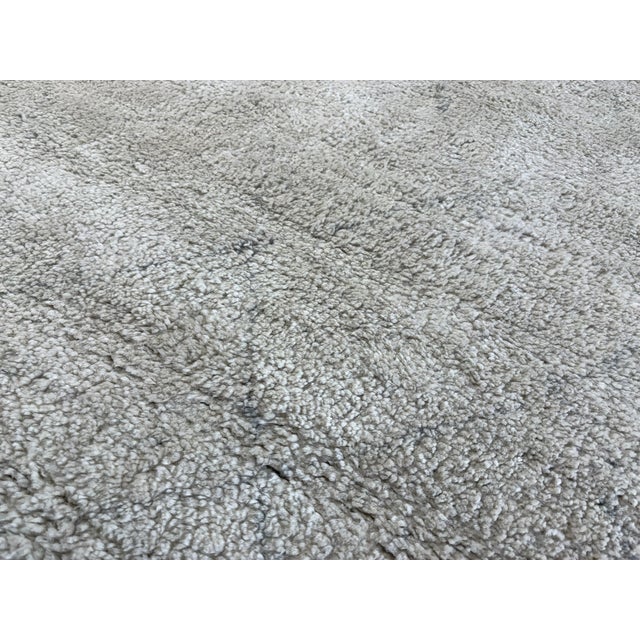 Rh Iman Diamond Wool Rug 9x12 - Ivory/Silver For Sale - Image 11 of 18