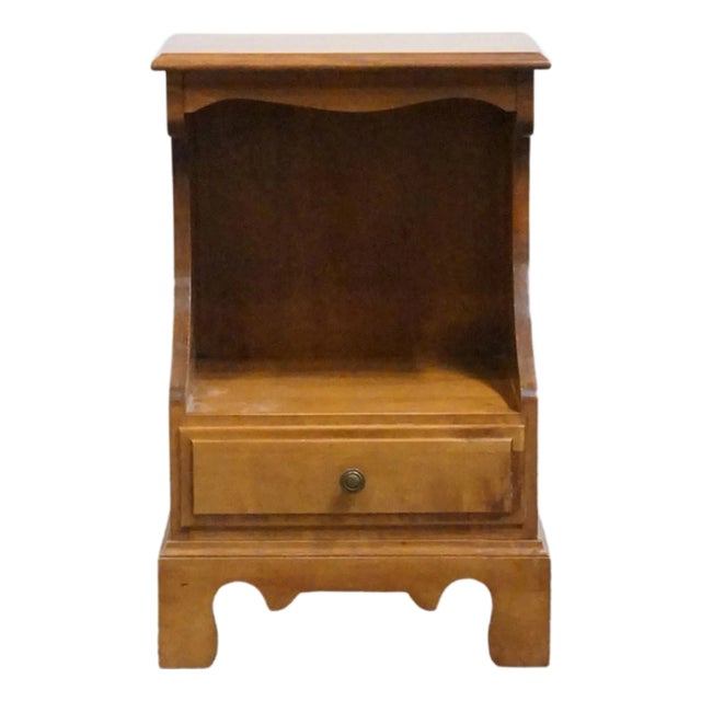 High End Vintage Solid Hard Rock Maple Colonial Early American 17" Open Cabinet Nightstand 1711 For Sale