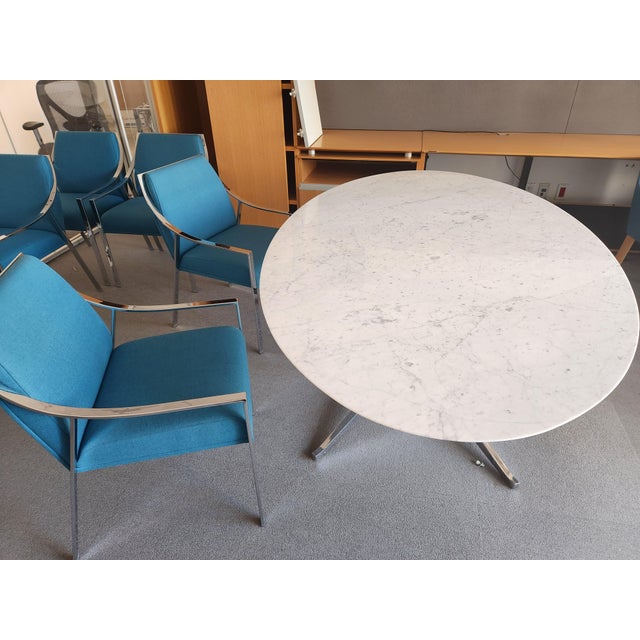 Holly Hunt Designer Office Chairs Aileron Beautful Chairs in Electric Blue Fabric Modern And Stylish Condition is excellant