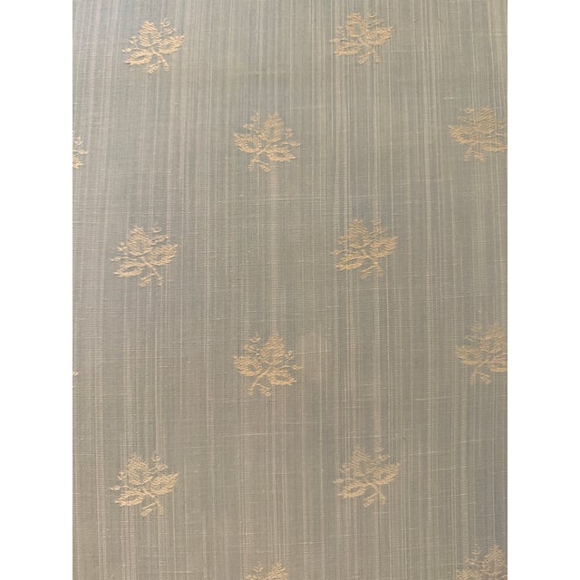 Vintage French Country Skirted Chaise Lounge For Sale In New York - Image 6 of 8