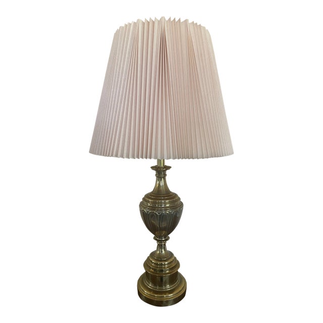 Vintage Stiffel Brass Hollywood Regency Style Trophy Lamp With Shade For Sale