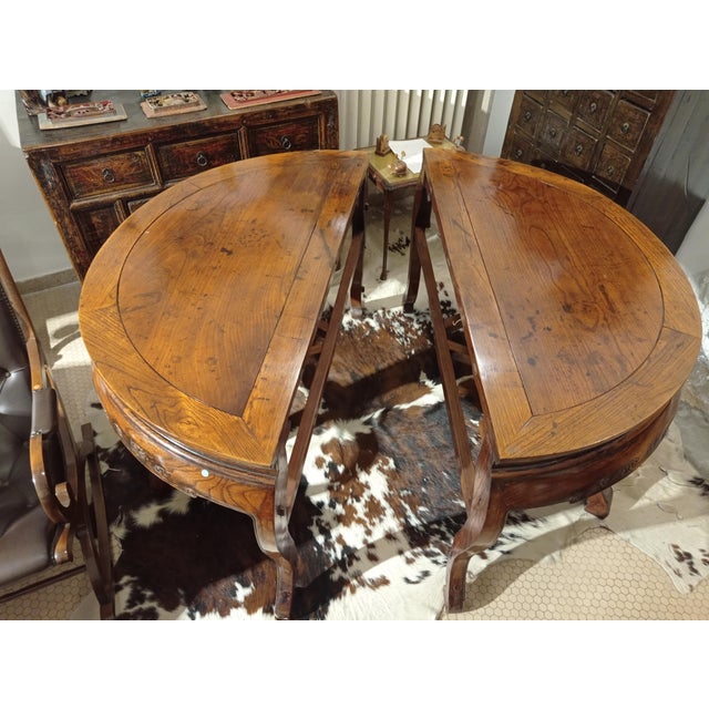 Rosewood Round Table, in Very Good conditions. Designed before 1890