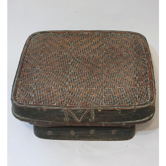Wood Mid-Century Smoked Bamboo Ifugao Lidded Basket, Philippines For Sale - Image 7 of 7