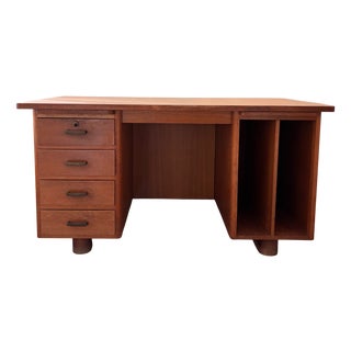 Vintage Desk in Oak For Sale