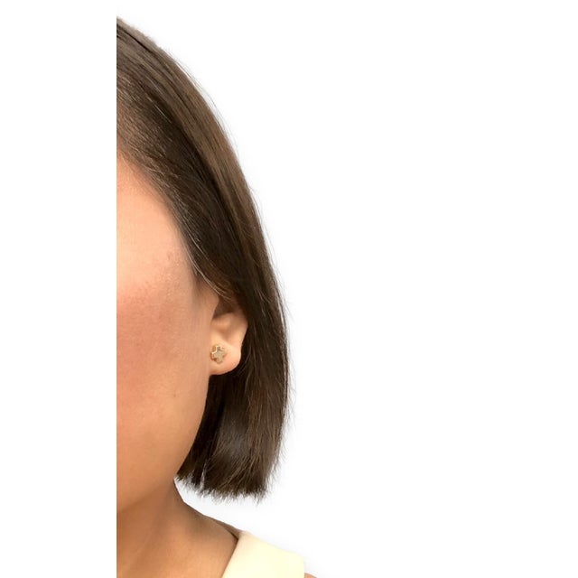 Mid 20th Century Pair of Tiffany & Co. Vintage 18k Yellow Gold Swiss Cross Studs Earrings 7.8mm X 2.6mm For Sale - Image 9 of 10