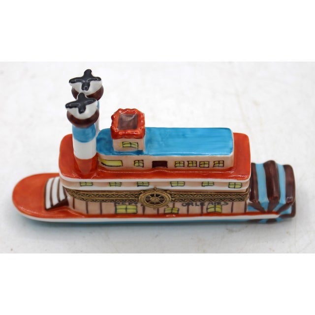 French Vintage French Limoges Porcelain New Orleans Steamboat Form Trinket Box For Sale - Image 3 of 8