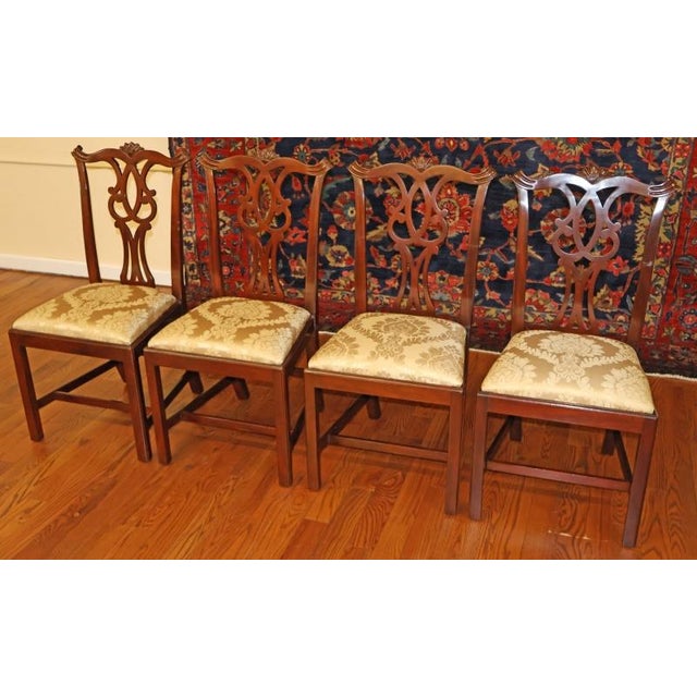 1980s Set of 10 Kittinger Mahogany Chippendale Dining Chairs With Gold Damask Fabric For Sale - Image 10 of 18