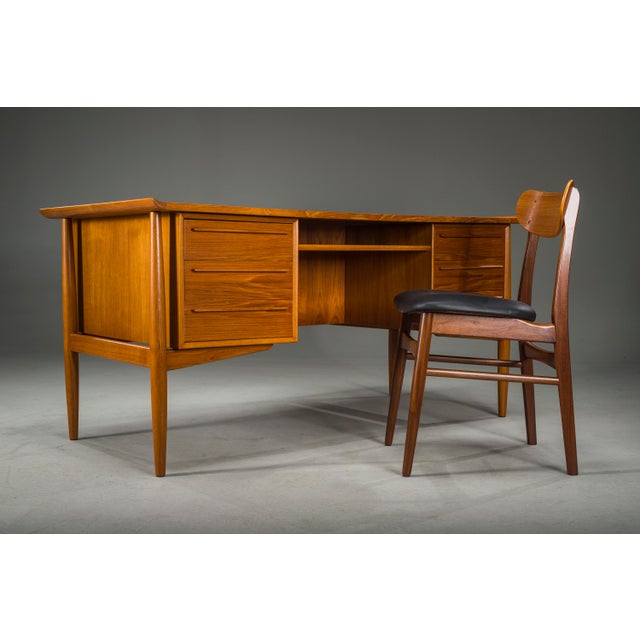 Mid-Century Danish Teak Executive Desk by Arne Vodder for H.P. Hansen, 1960s For Sale - Image 11 of 18
