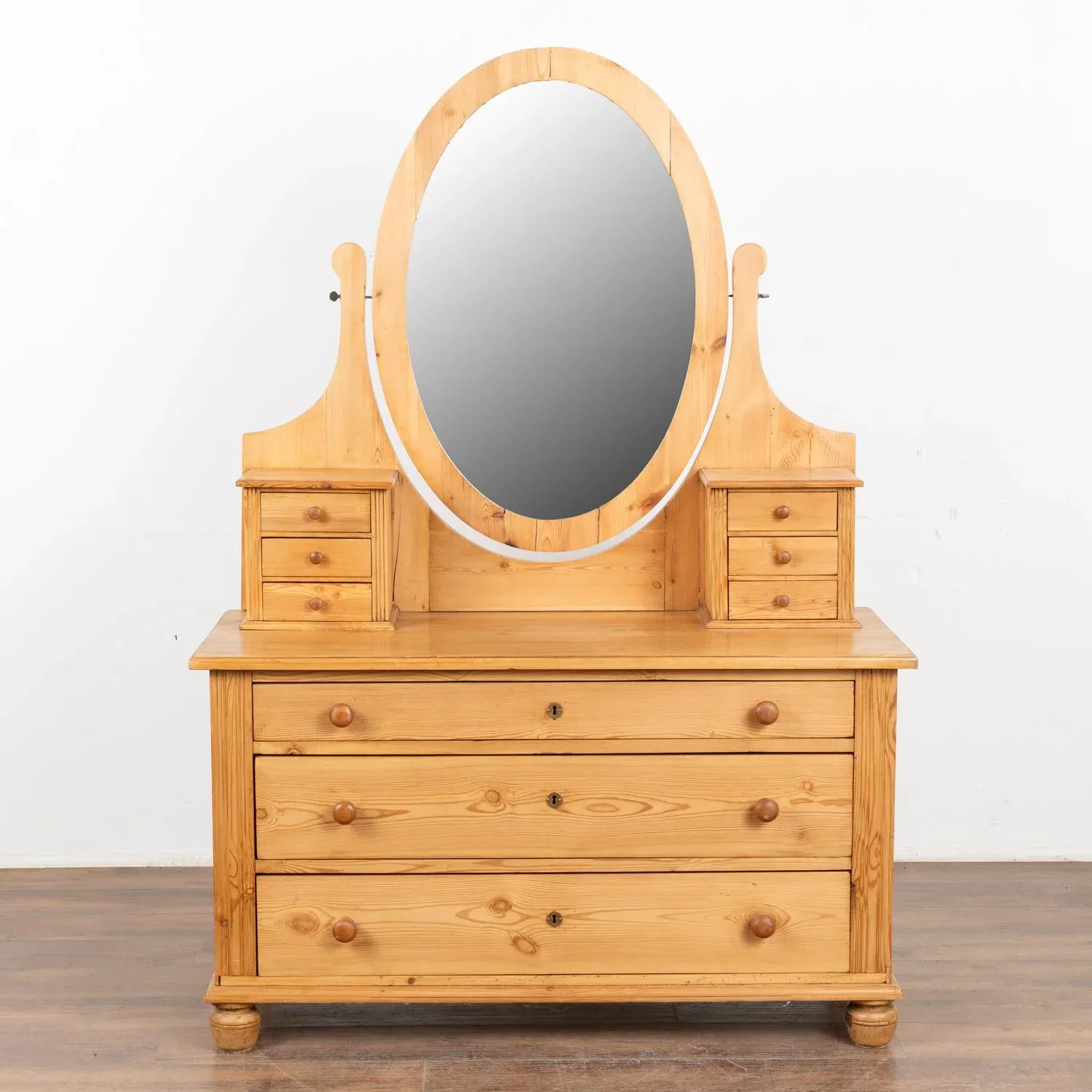 vintage dresser and vanity Farmhouse Antique with Mirror NATIONWIDE FURNITURE FOR 18 YEARS Flipping Houses | Home Renovation
