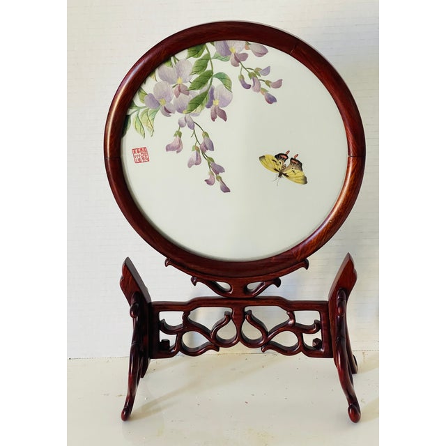 1900 - 1909 Antique Chinese Qing Dynasty Rosewood Silk Tablescreen For Sale - Image 5 of 9