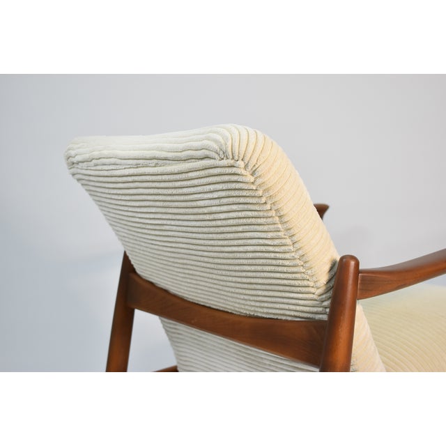 1960s Vintage Armchair in Beige Cord by E. Homa, 1960s For Sale - Image 5 of 18