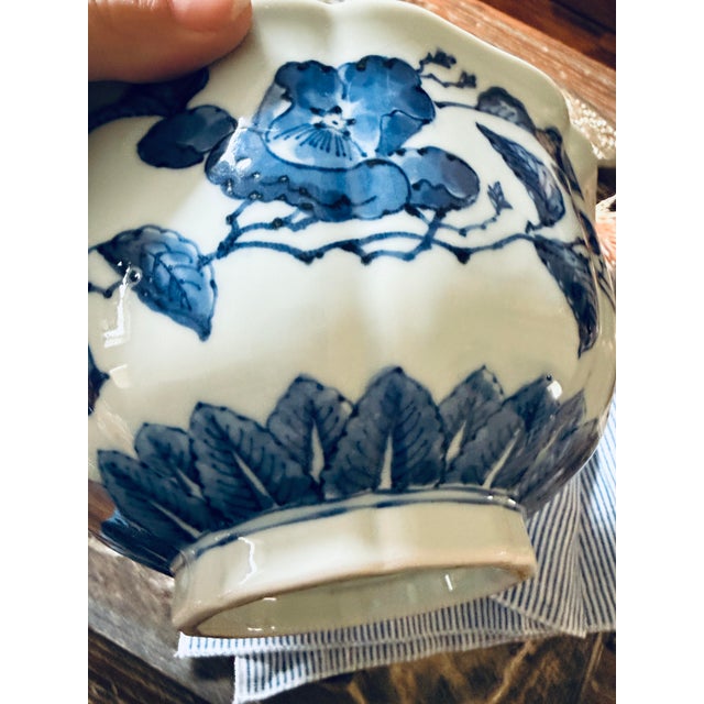 Blue Vintage Japanese Blue & White Floral Bowl – Fuku Mark For Sale - Image 8 of 8