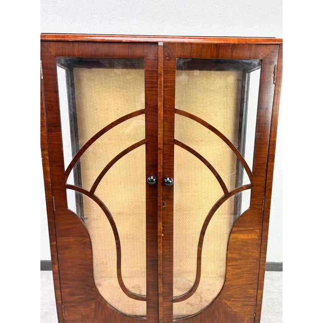 1930s Small Art Deco Display Cabinet in Walnut, 1930s For Sale - Image 5 of 14