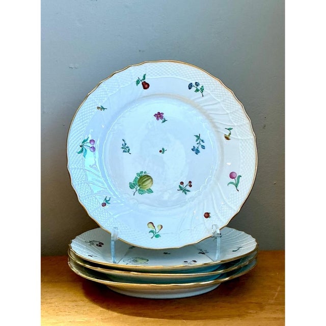 Ceramic Vintage Richard Ginori Italian Floral and Fruit Porcelain Plates - Set of 4 For Sale - Image 7 of 12