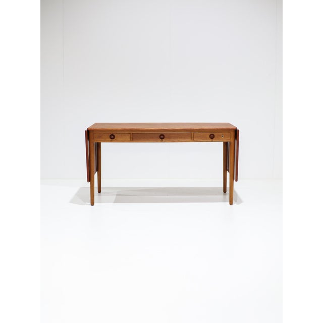 A beautiful desk, model at-305, designed in 1955 by hans j. Wegner for andreas tuck in denmark. A true design classic...
