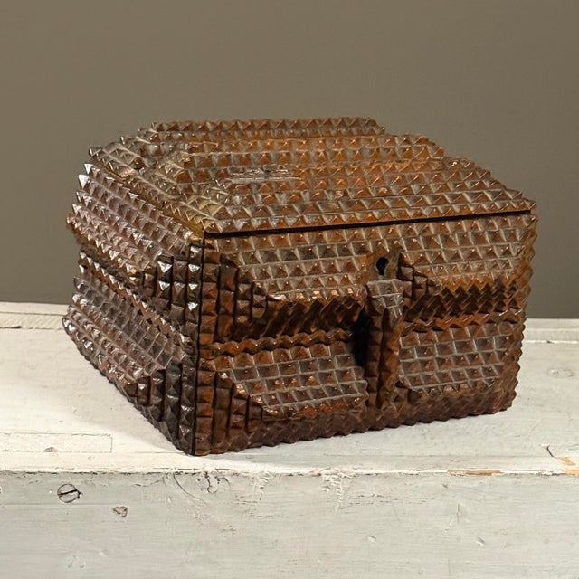 Antique Chip Carved 5 Layer Tramp Art Box With Yankee Victors Collage For Sale In Philadelphia - Image 6 of 12