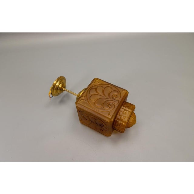 French Art Deco Pendant Light in Molded Amber Glass & Brass, 1930s For Sale - Image 16 of 18